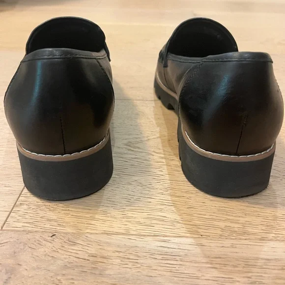 Black Leather Vionic Loafers - Picture 4 of 6